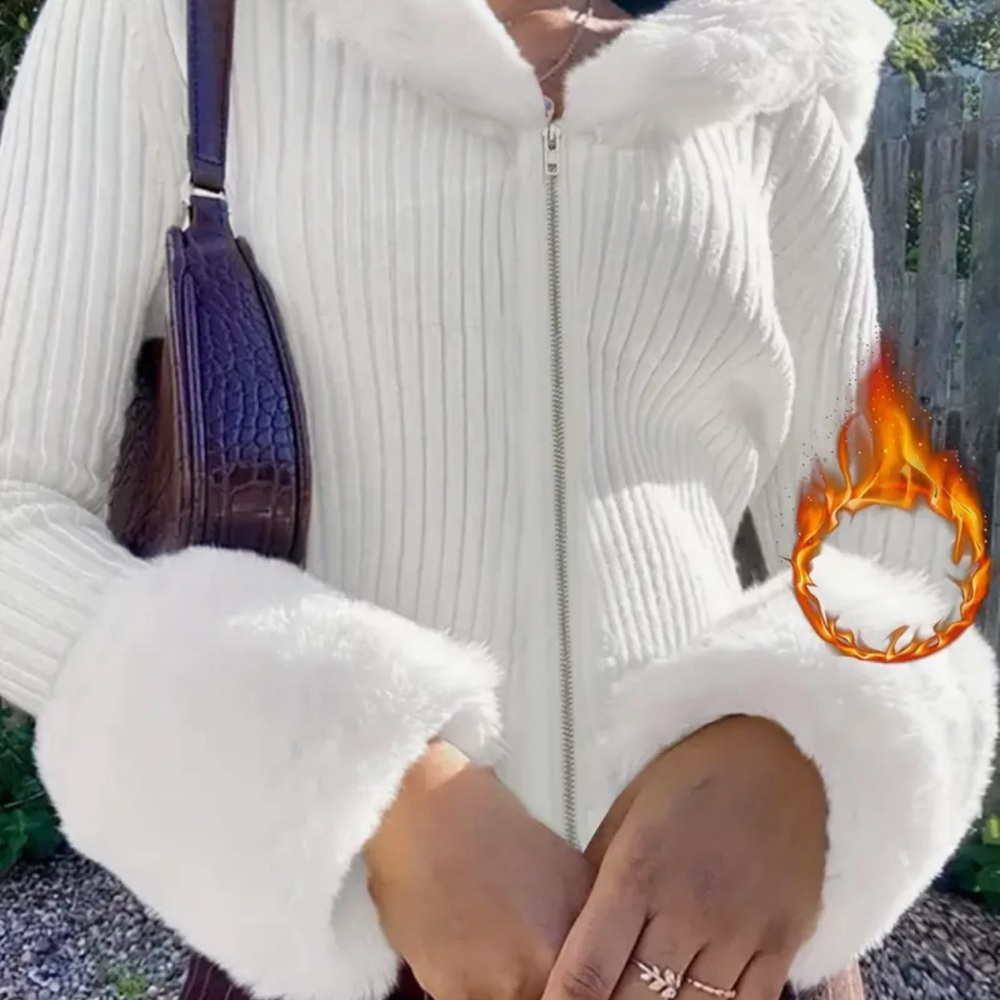 Elegant White Faux Fur Trimmed Jacket e